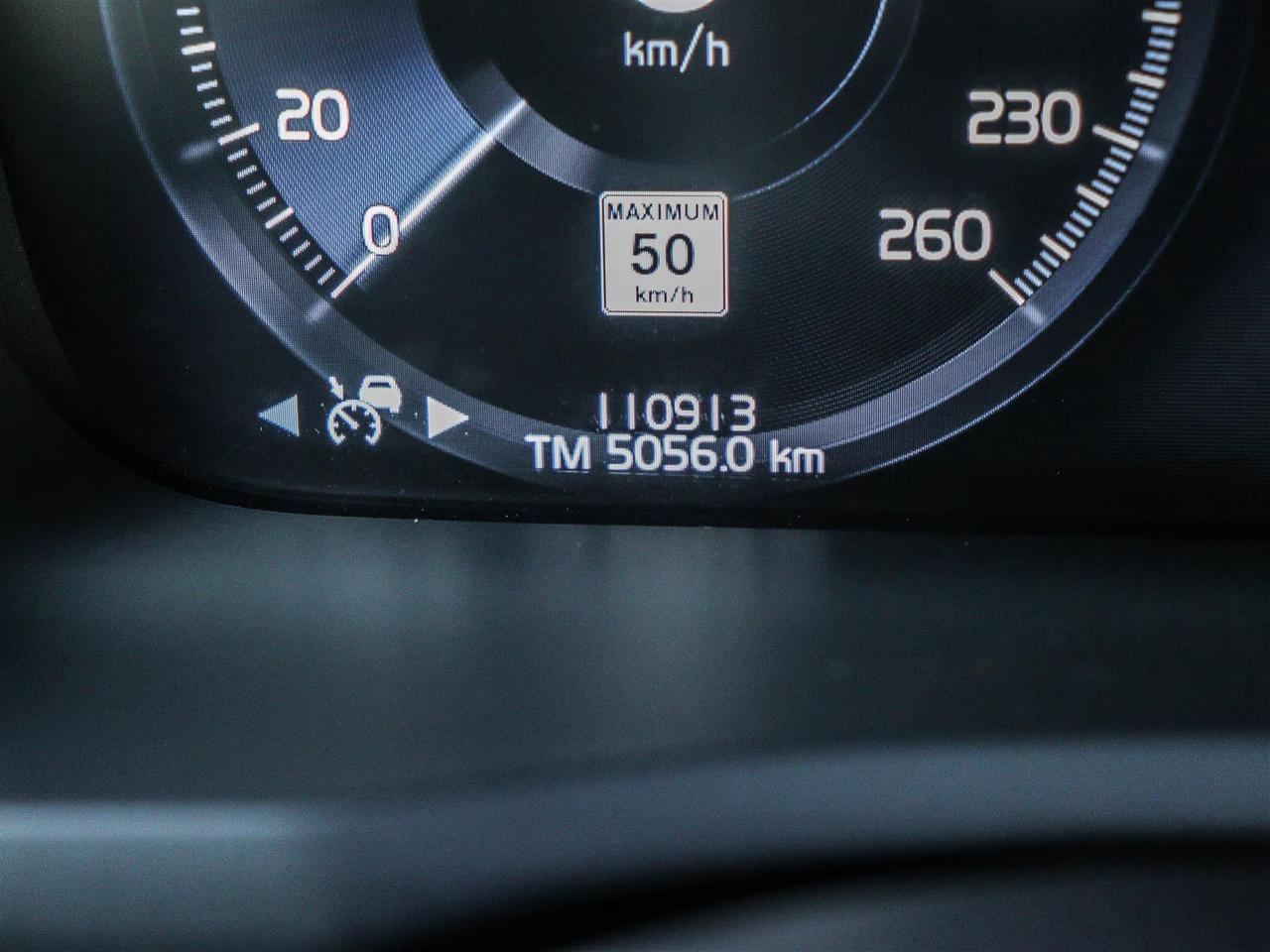 2020 Volvo XC90 T6 R-Design SUNROOF LEATHER NAVI Photo