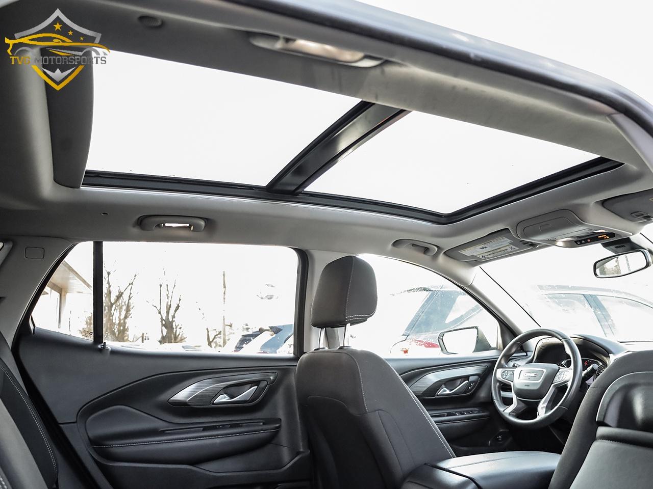 2022 GMC Terrain SLE AWD PANORAMIC ROOF - SAFETY INCLUDED! Photo