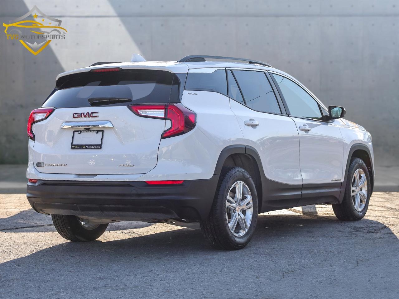 2022 GMC Terrain SLE AWD PANORAMIC ROOF - SAFETY INCLUDED! Photo