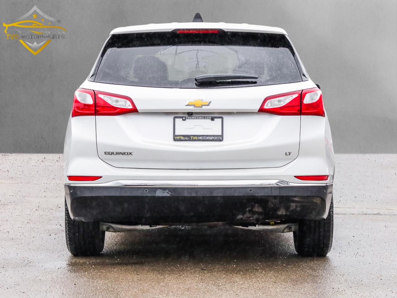 2018 Chevrolet Equinox LT FWD HEATED SEATS CARPLAY Safety Included! Photo