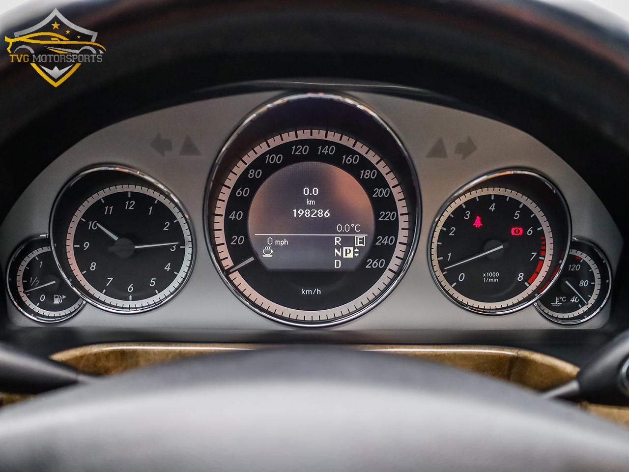 2011 Mercedes-Benz E-Class E350 4MATIC AWD - Safety Included! Photo