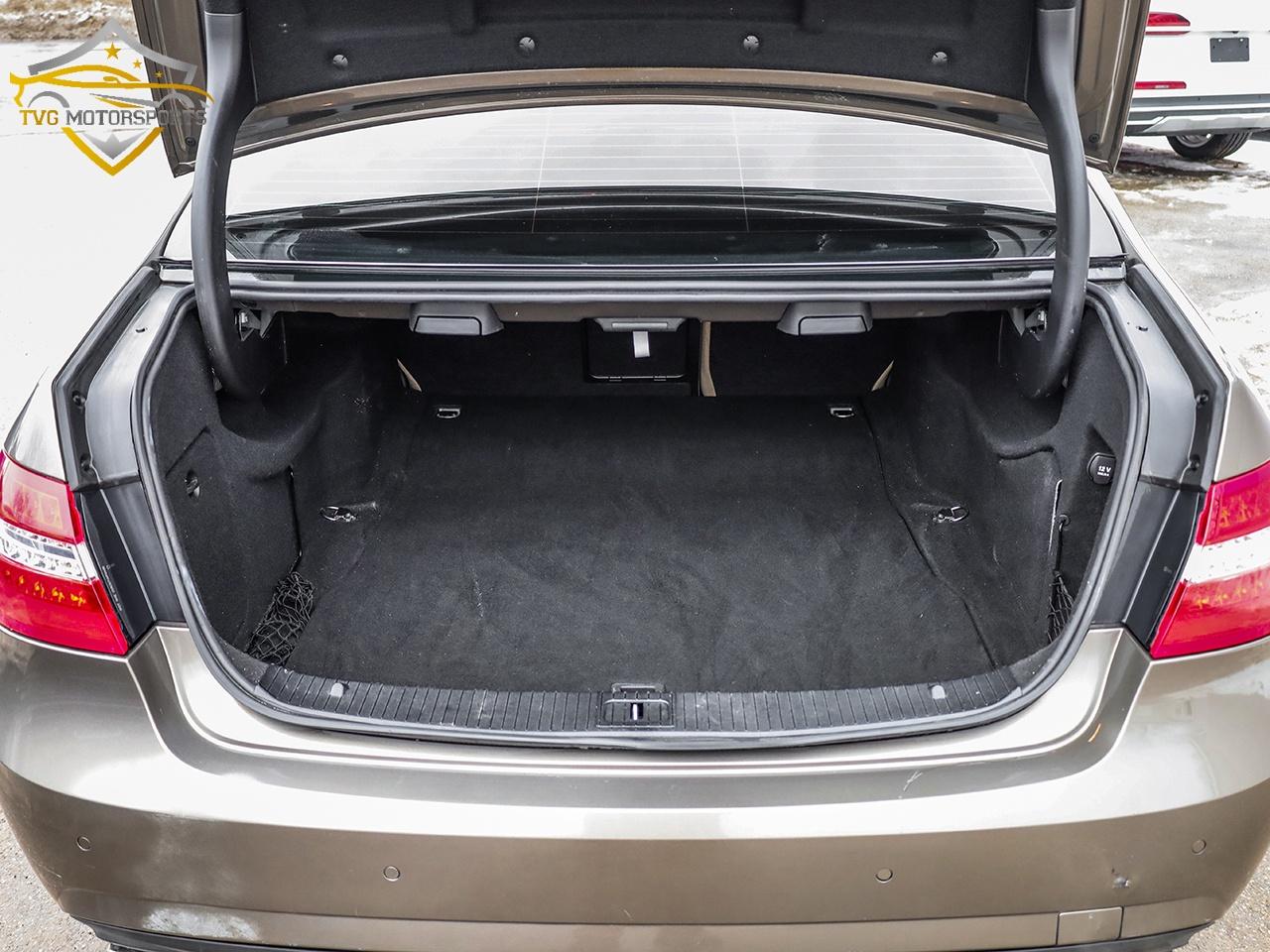 2011 Mercedes-Benz E-Class E350 4MATIC AWD - Safety Included! Photo