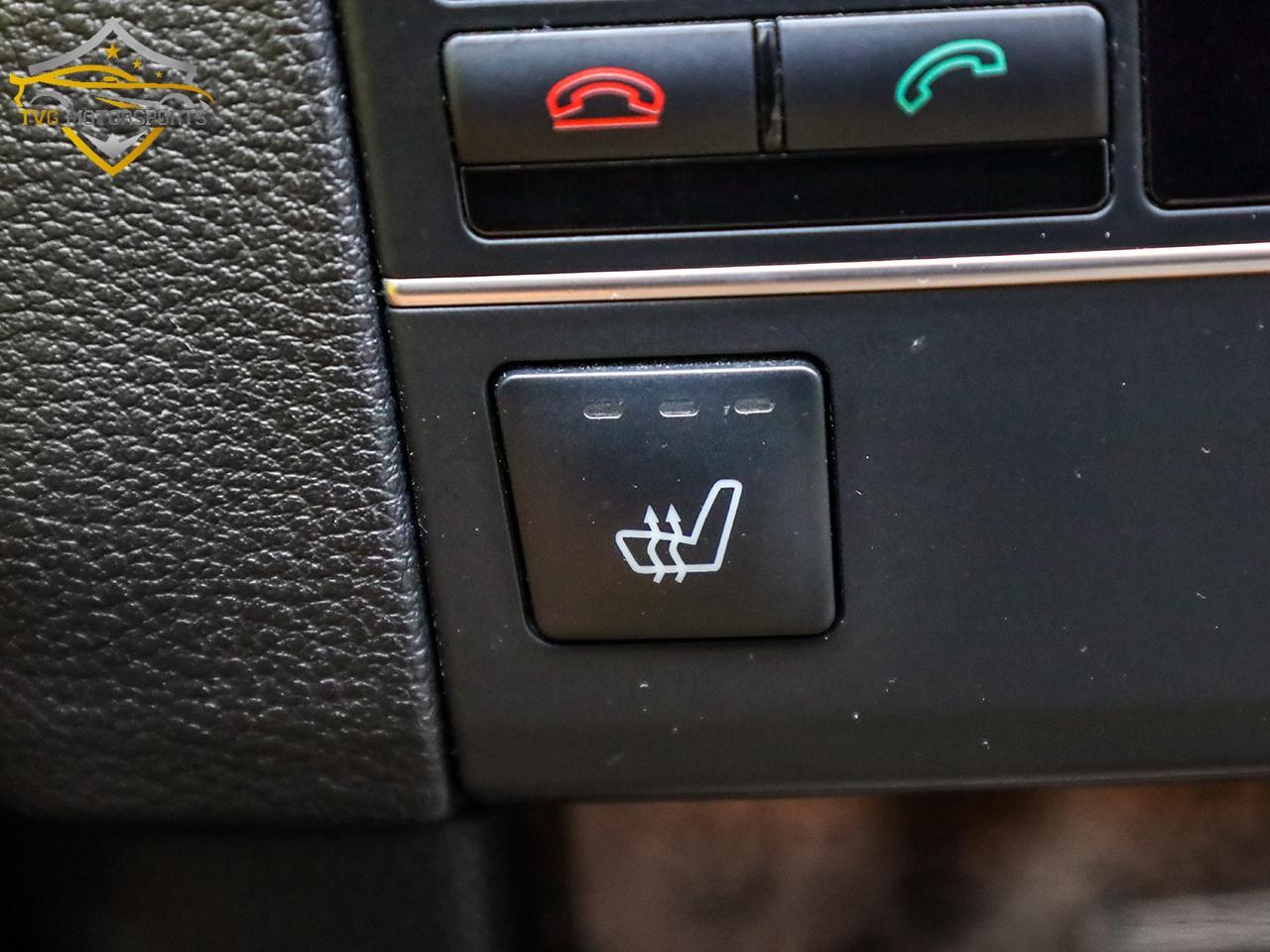 2011 Mercedes-Benz E-Class E350 4MATIC AWD - Safety Included! Photo