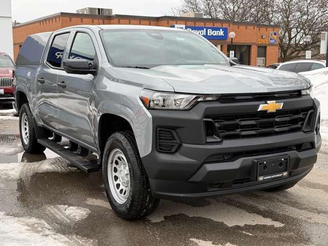 2024 Chevrolet Colorado 4WD Crew Cab WT Photo