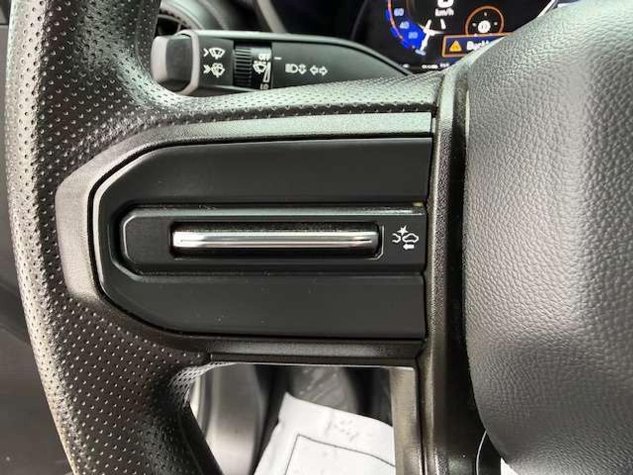 2024 Chevrolet Colorado 4WD Crew Cab WT Photo