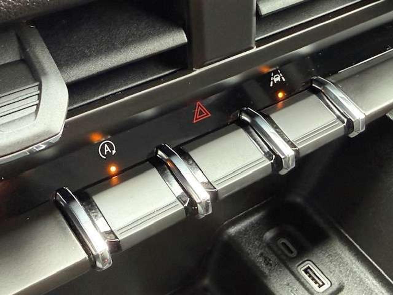 2024 Chevrolet Colorado 4WD Crew Cab WT Photo