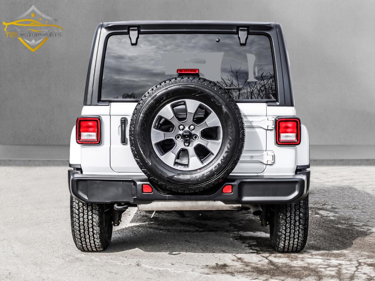 2021 Jeep Wrangler UNL SAHARA TAN INT V6 2 TOPS SAFETY INCL 5.99OAC Photo