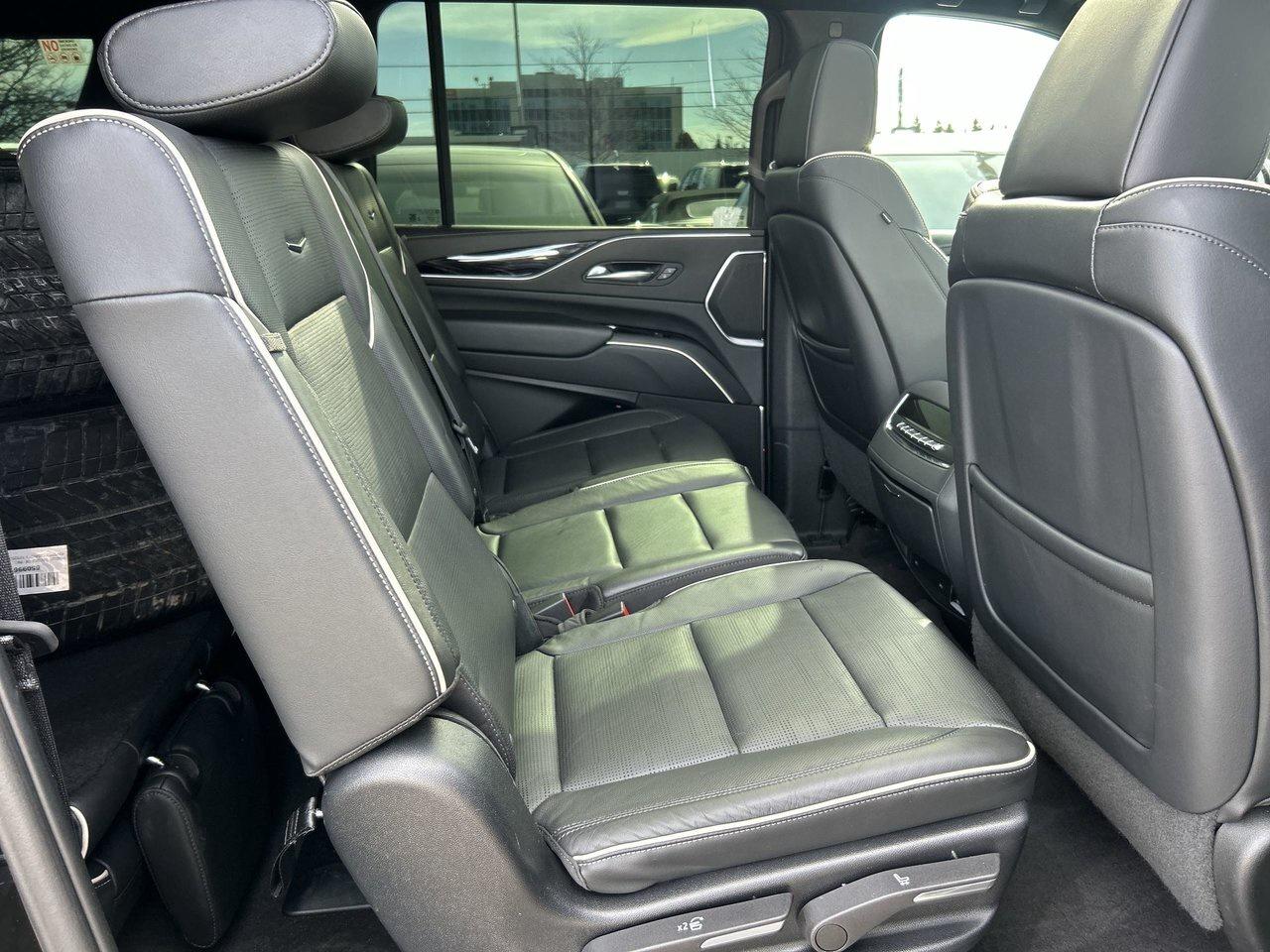 2023 Cadillac Escalade ESV Sport Super Cruise Rare 8 Passenger Photo