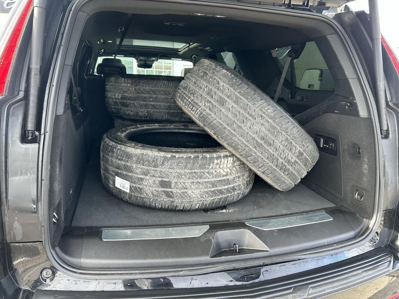 2023 Cadillac Escalade ESV Sport Super Cruise Rare 8 Passenger Photo