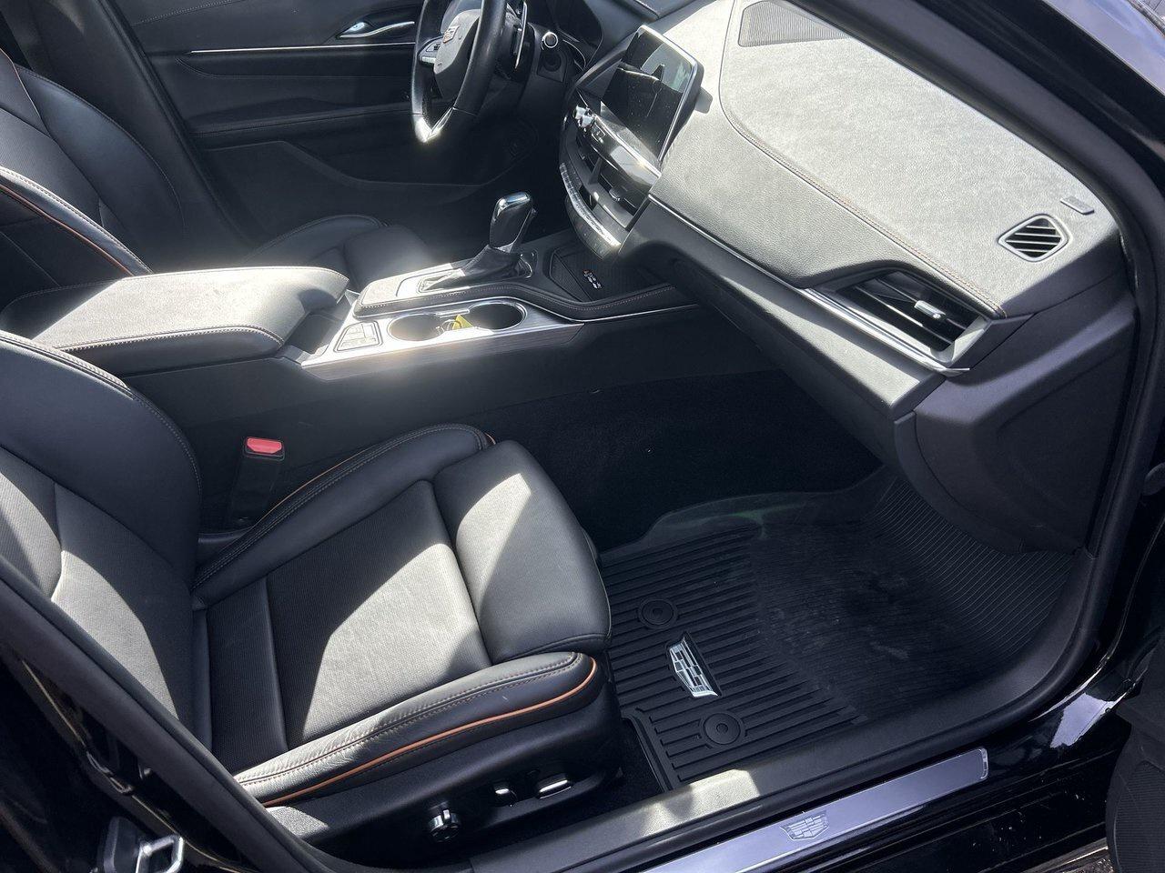 2024 Cadillac CT4 Sport LOW kms BOSE Digital Guages Sunroof AWD Photo