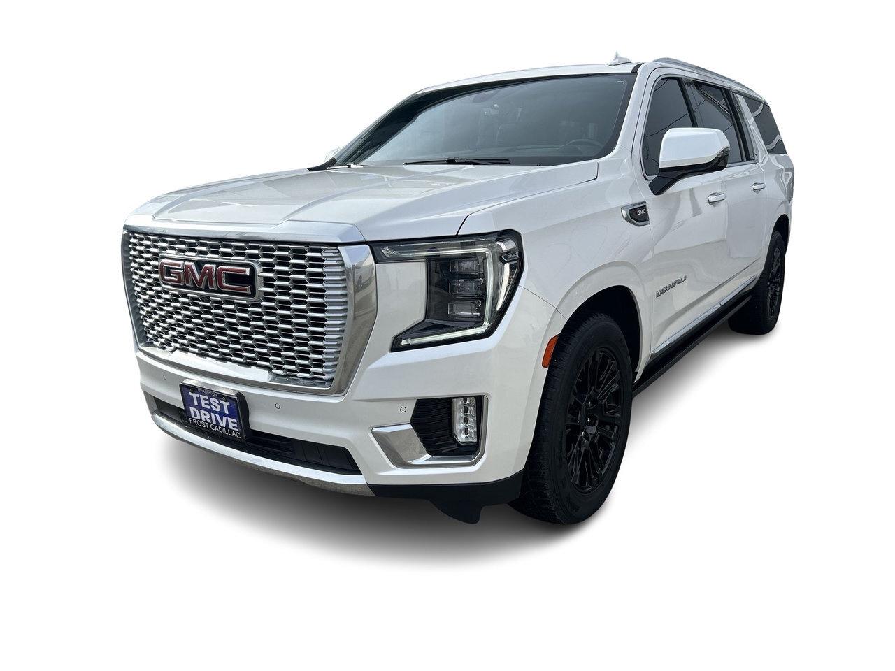 2021 GMC Yukon XL Denali Denali Reserve Rear Screens Power Running B Photo4