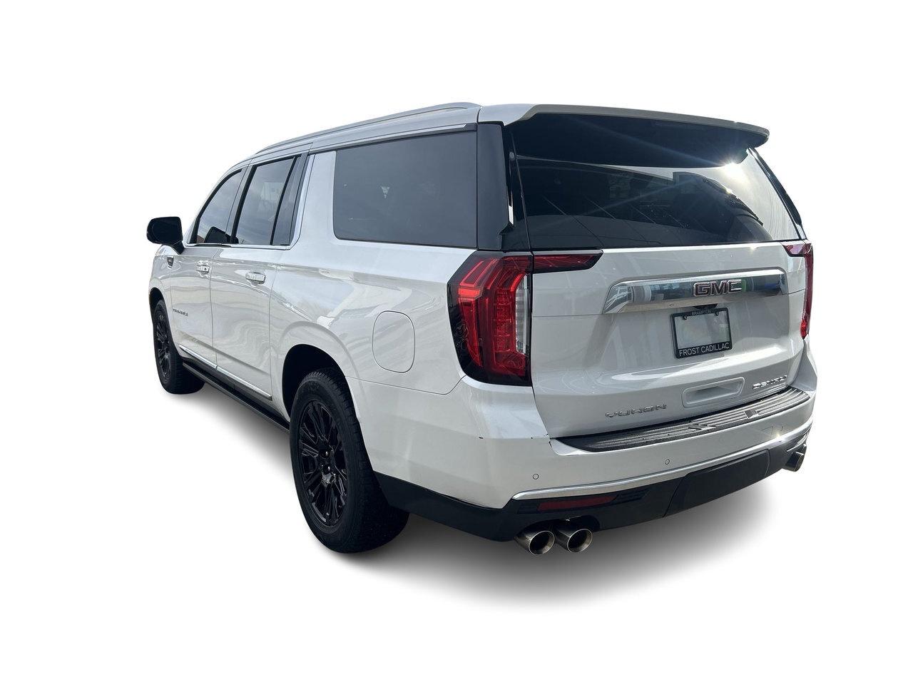 2021 GMC Yukon XL Denali Denali Reserve Rear Screens Power Running B Photo