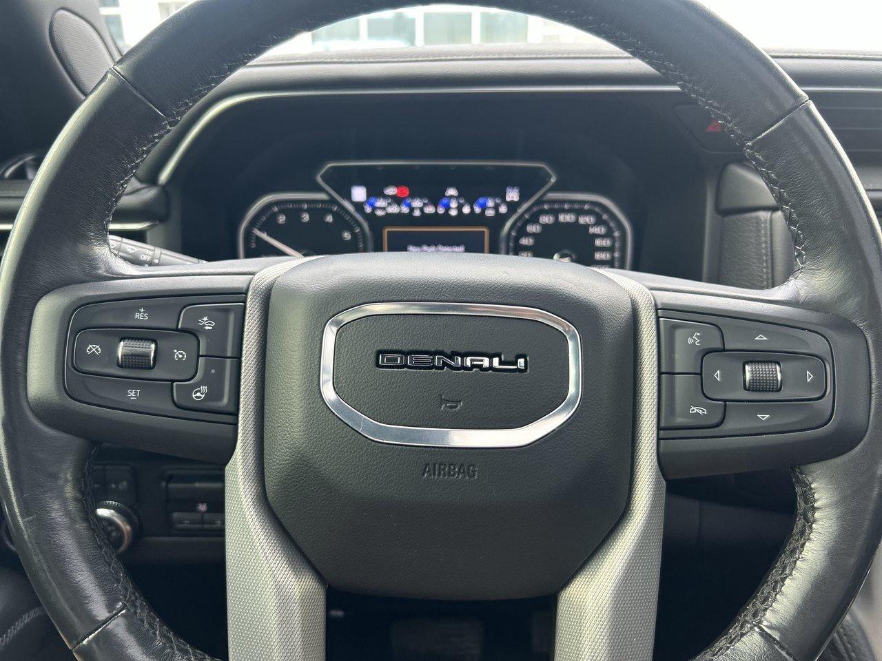 2021 GMC Yukon XL Denali Denali Reserve Rear Screens Power Running B Photo