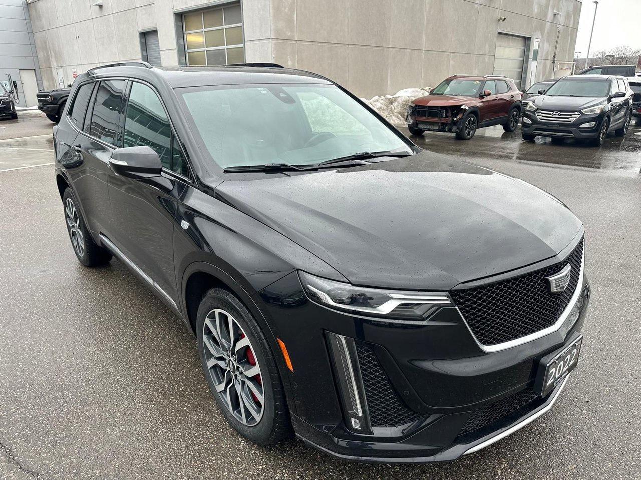 2022 Cadillac XT6 Sport Low KM 360 Camera Captain Chairs Navigation Photo