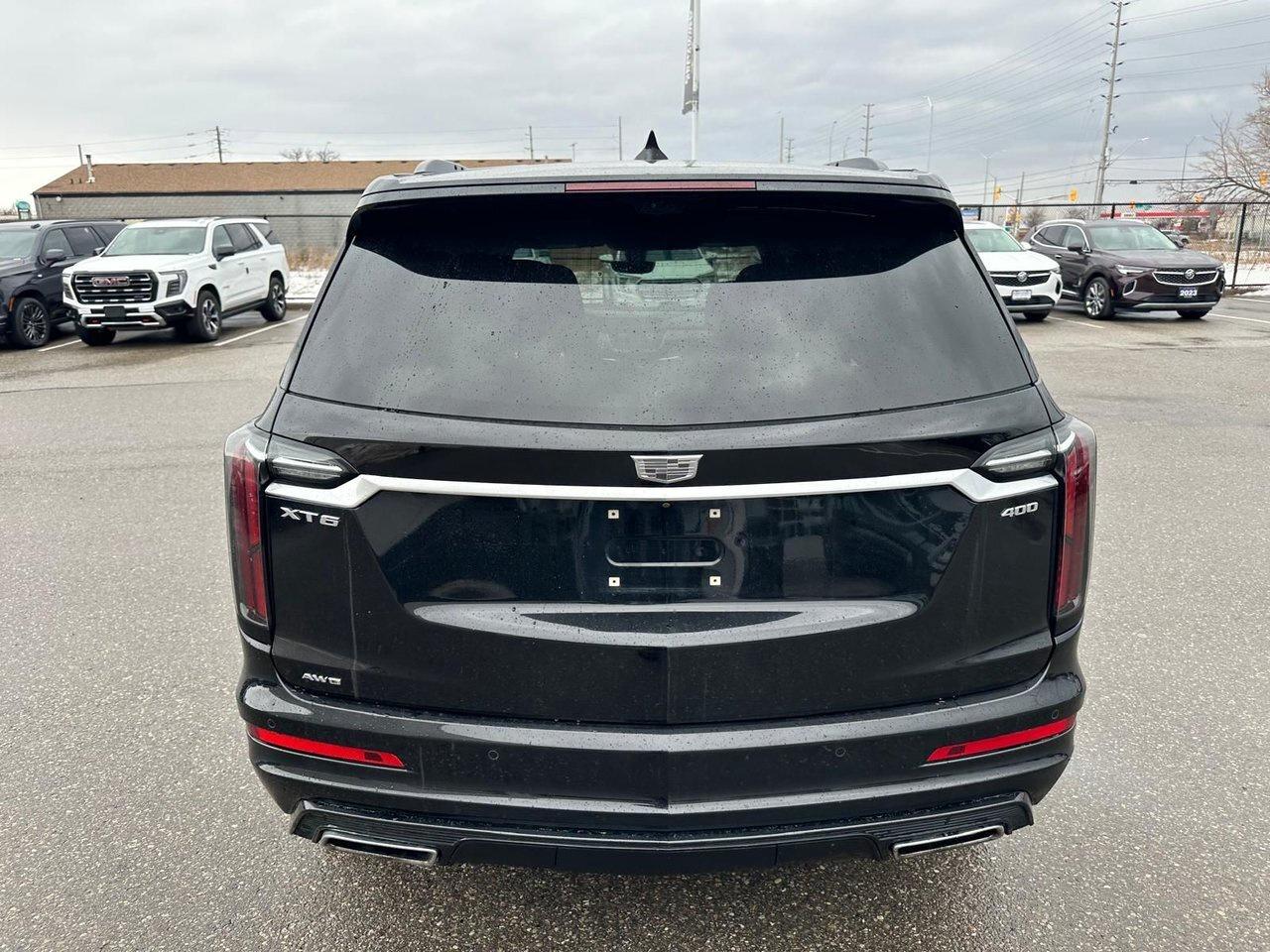 2022 Cadillac XT6 Sport Low KM 360 Camera Captain Chairs Navigation Photo