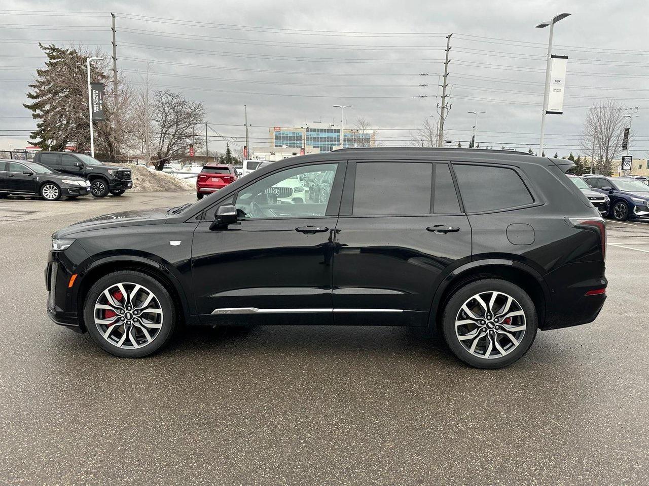 2022 Cadillac XT6 Sport Low KM 360 Camera Captain Chairs Navigation Photo