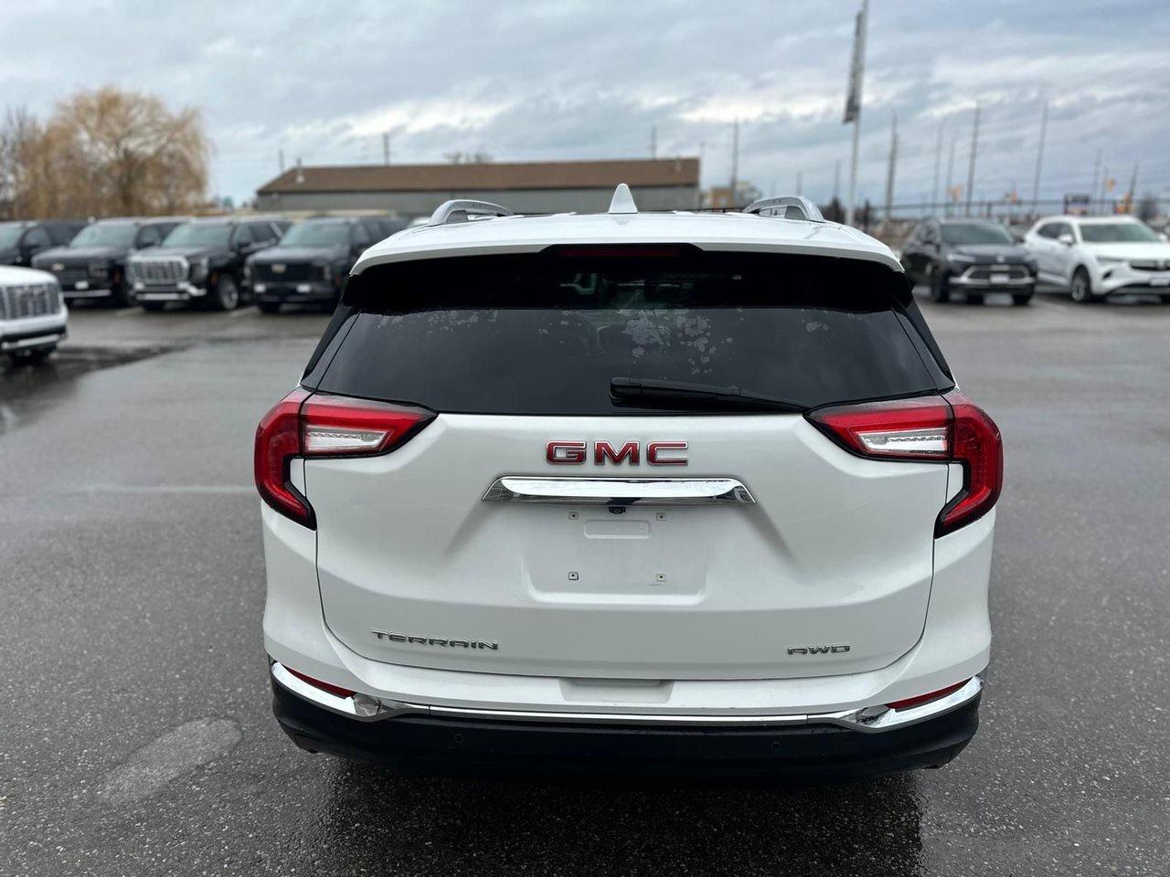 2022 GMC Terrain SLT Adatpive Cruise Blind--Spot Leather BOSE Audio Photo