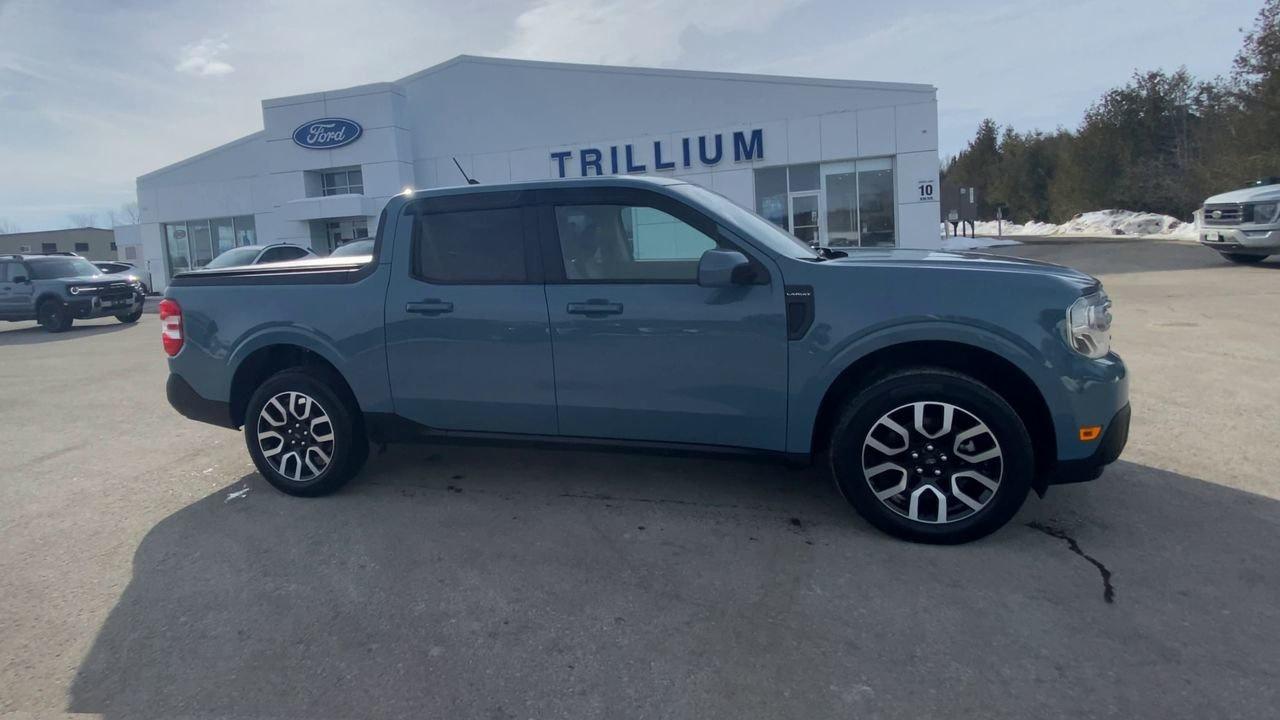 2023 Ford Maverick Lariat Photo