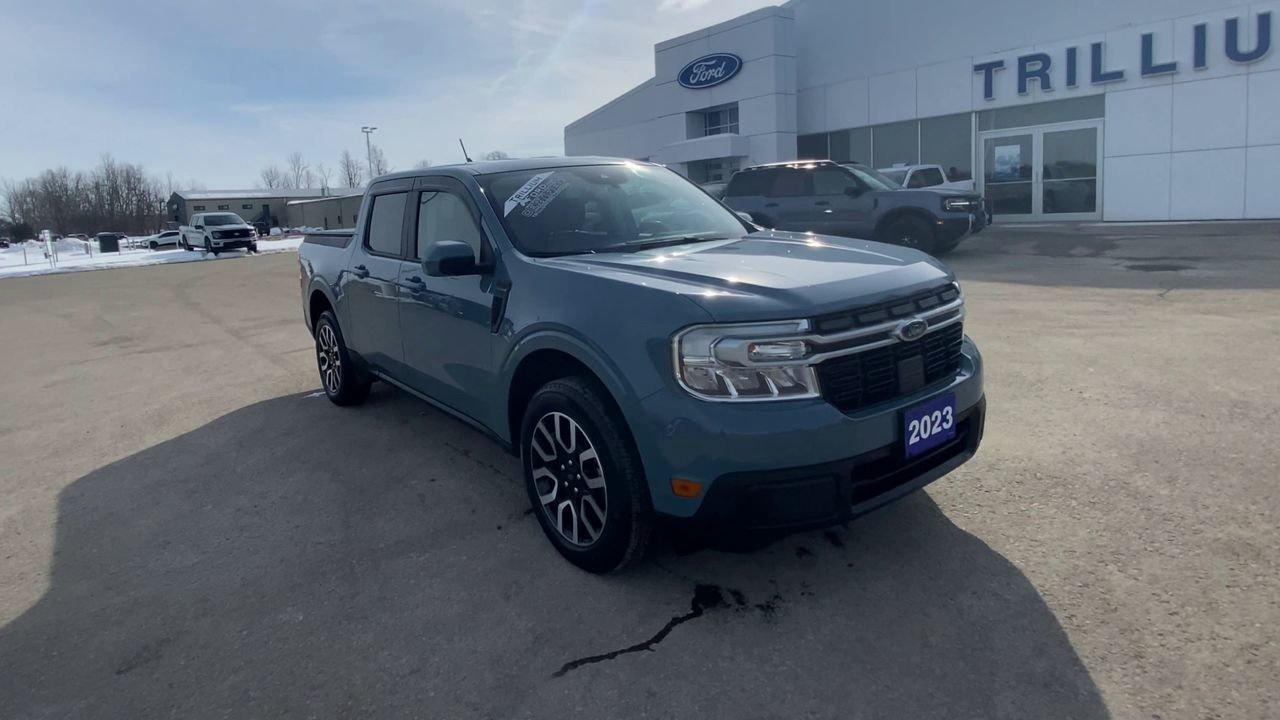 2023 Ford Maverick Lariat Photo