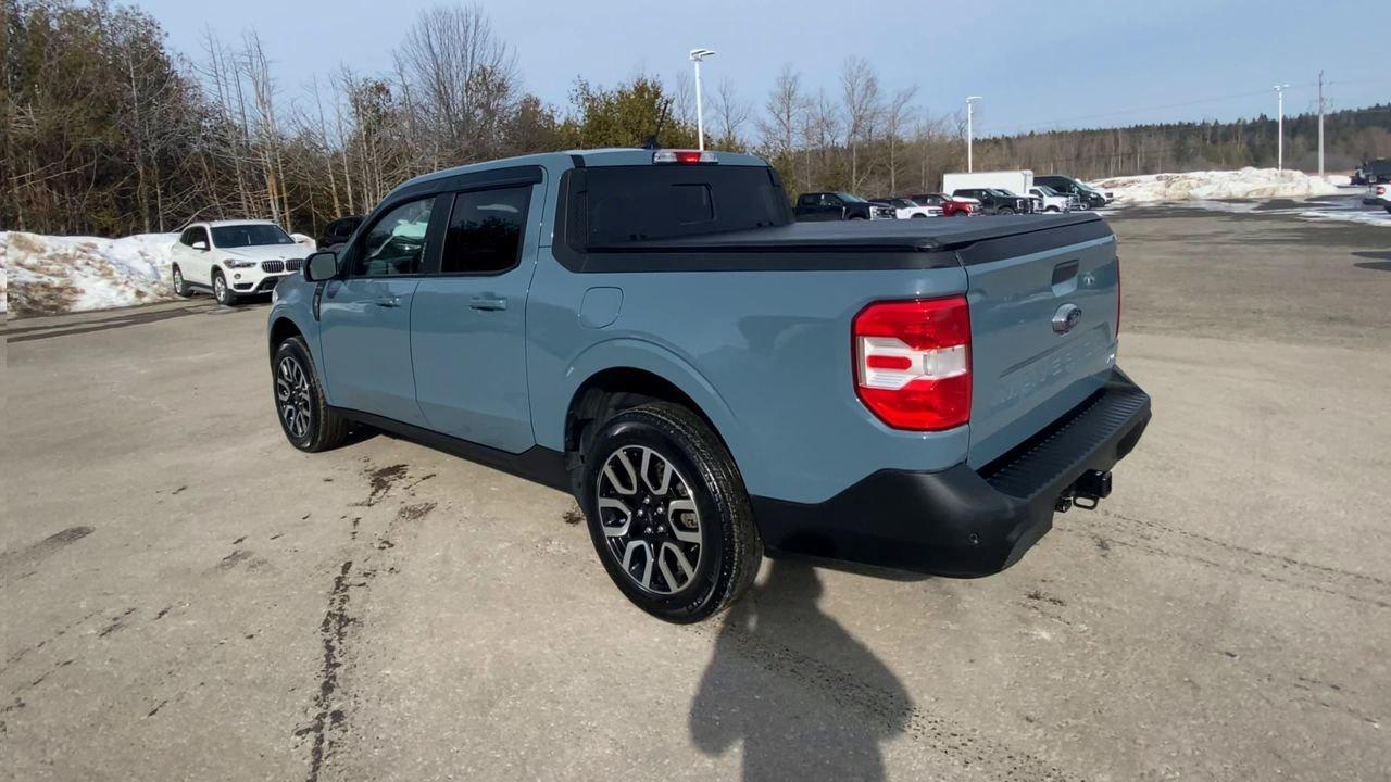 2023 Ford Maverick Lariat Photo