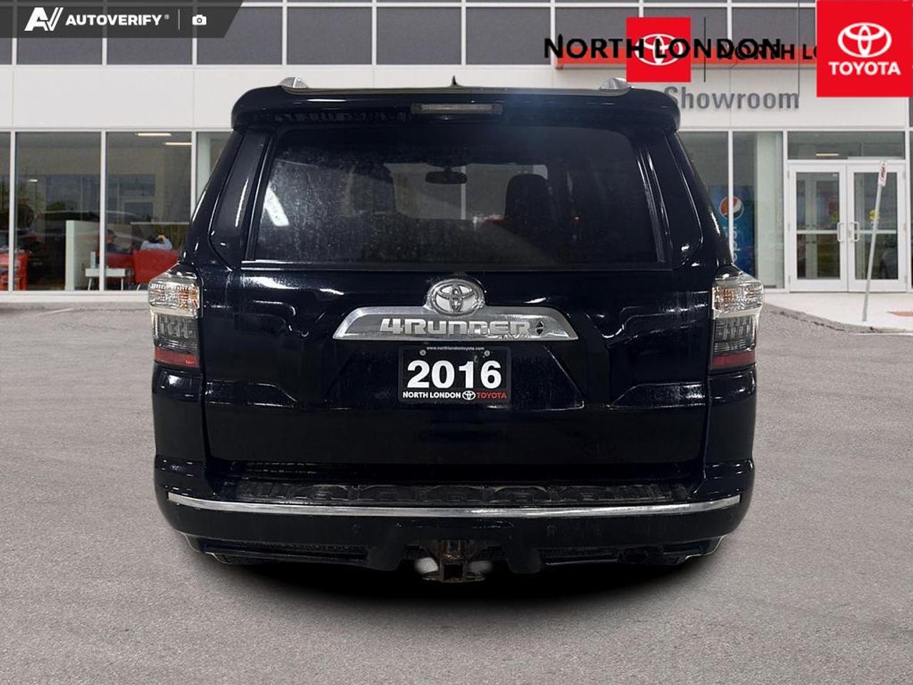 2016 Toyota 4Runner SR5 4dr 4x4 Photo4