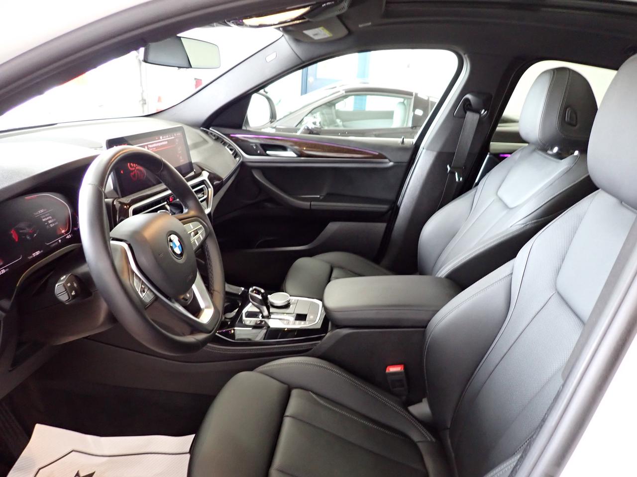 2025 BMW X4 xDrive30i AWD LEATHER NAVI SUNROOF Photo