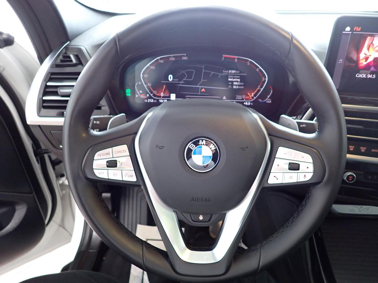 2025 BMW X4 xDrive30i AWD LEATHER NAVI SUNROOF Photo