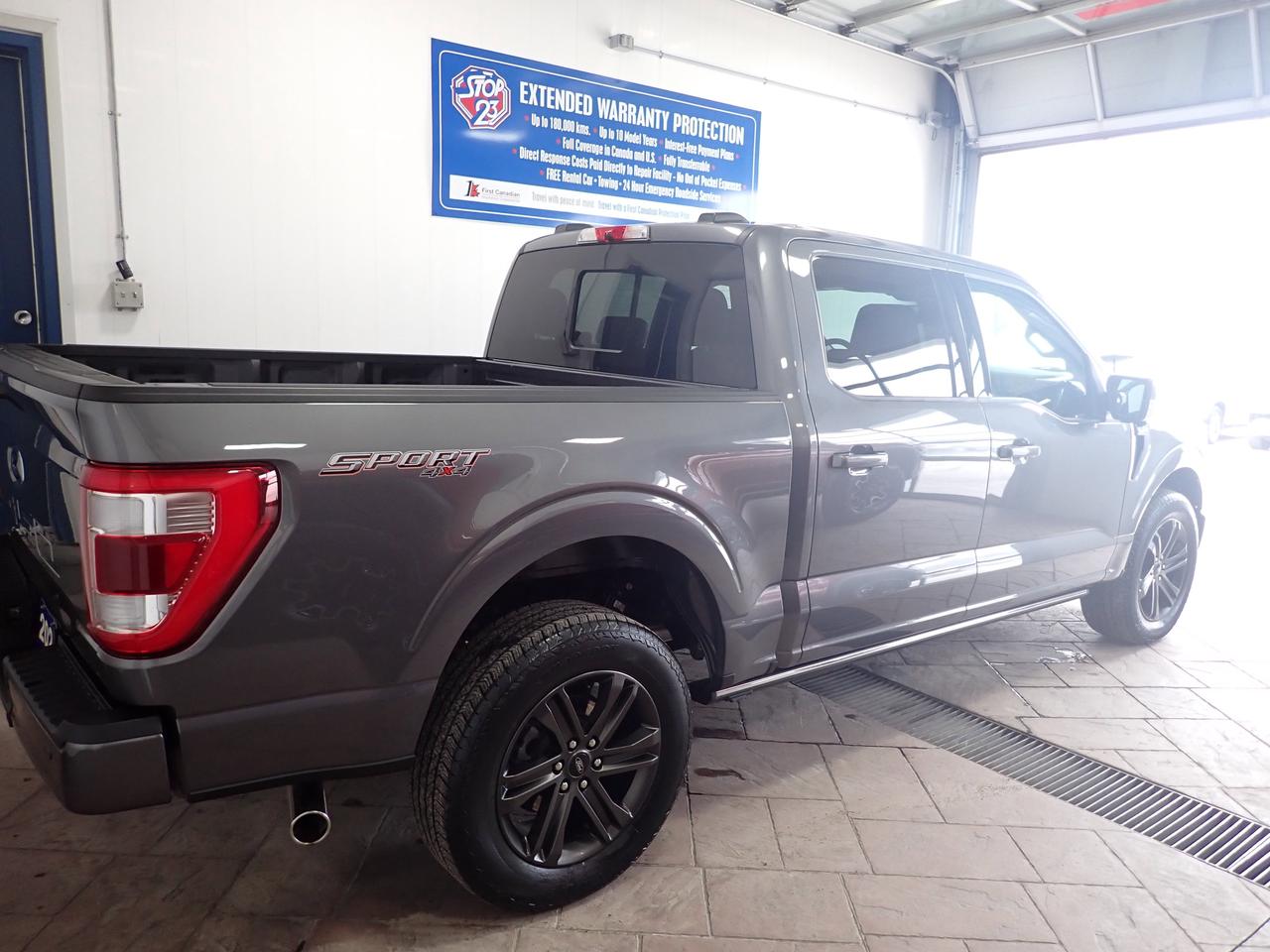 2022 Ford F-150 LARIAT SUPERCREW LEATHER NAVI SUNROOF 5.0L V8 5.5 BOX 4WD Photo