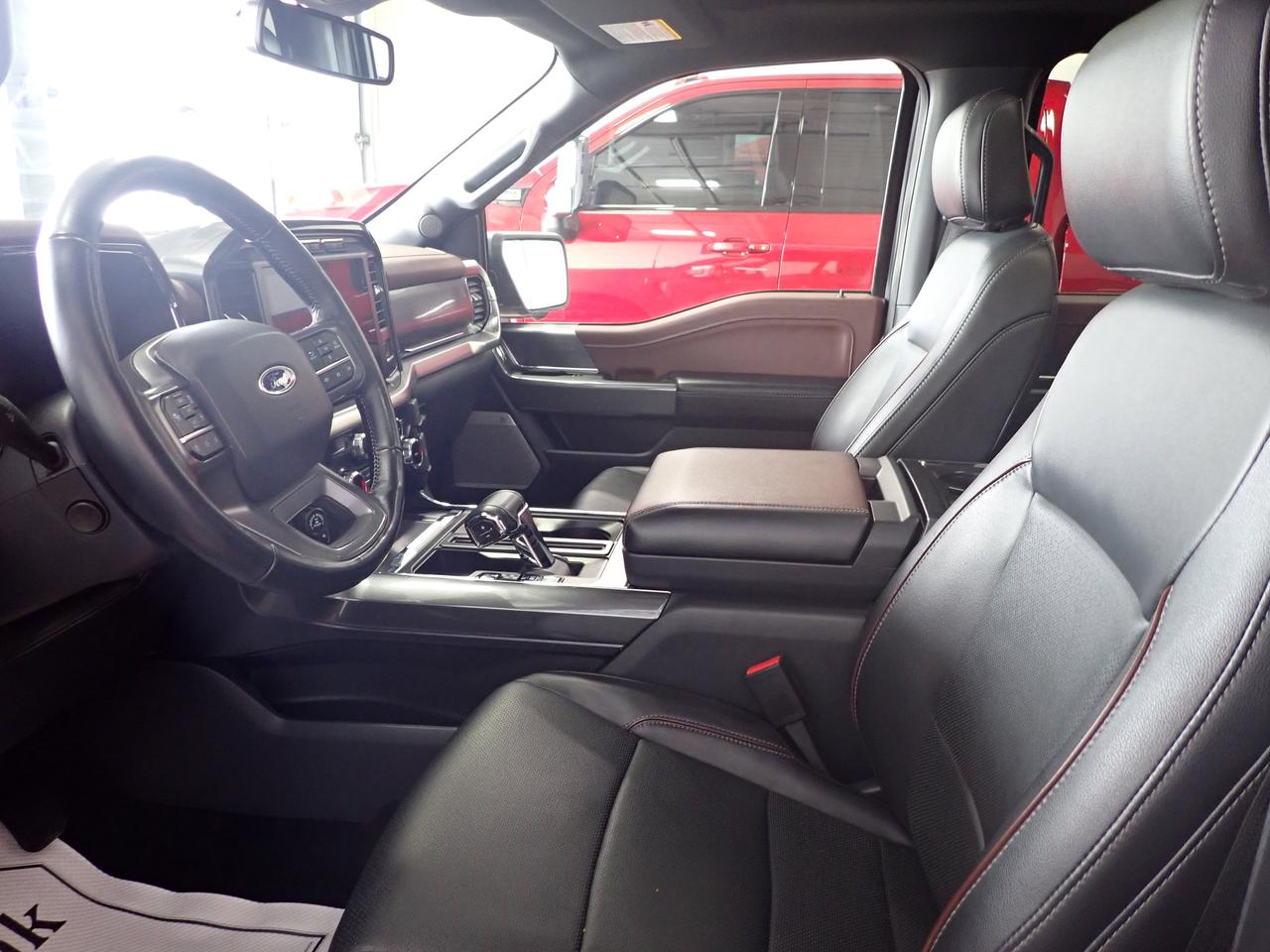 2022 Ford F-150 LARIAT SUPERCREW LEATHER NAVI SUNROOF 5.0L V8 5.5 BOX 4WD Photo