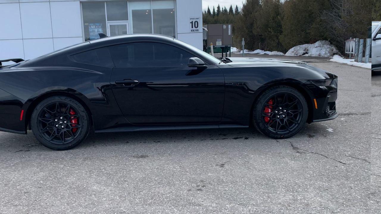 2026 Ford Mustang GT Premium Photo