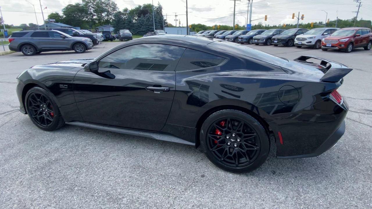 2026 Ford Mustang GT Premium Photo