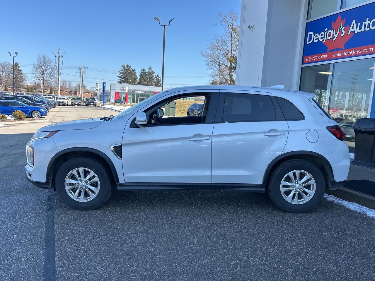 2024 Mitsubishi RVR SE   Clean Carfax Photo