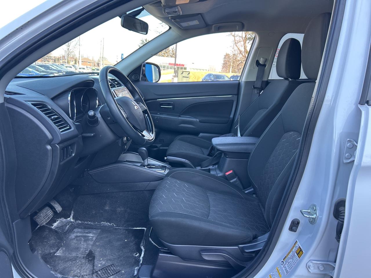 2024 Mitsubishi RVR SE   Clean Carfax Photo