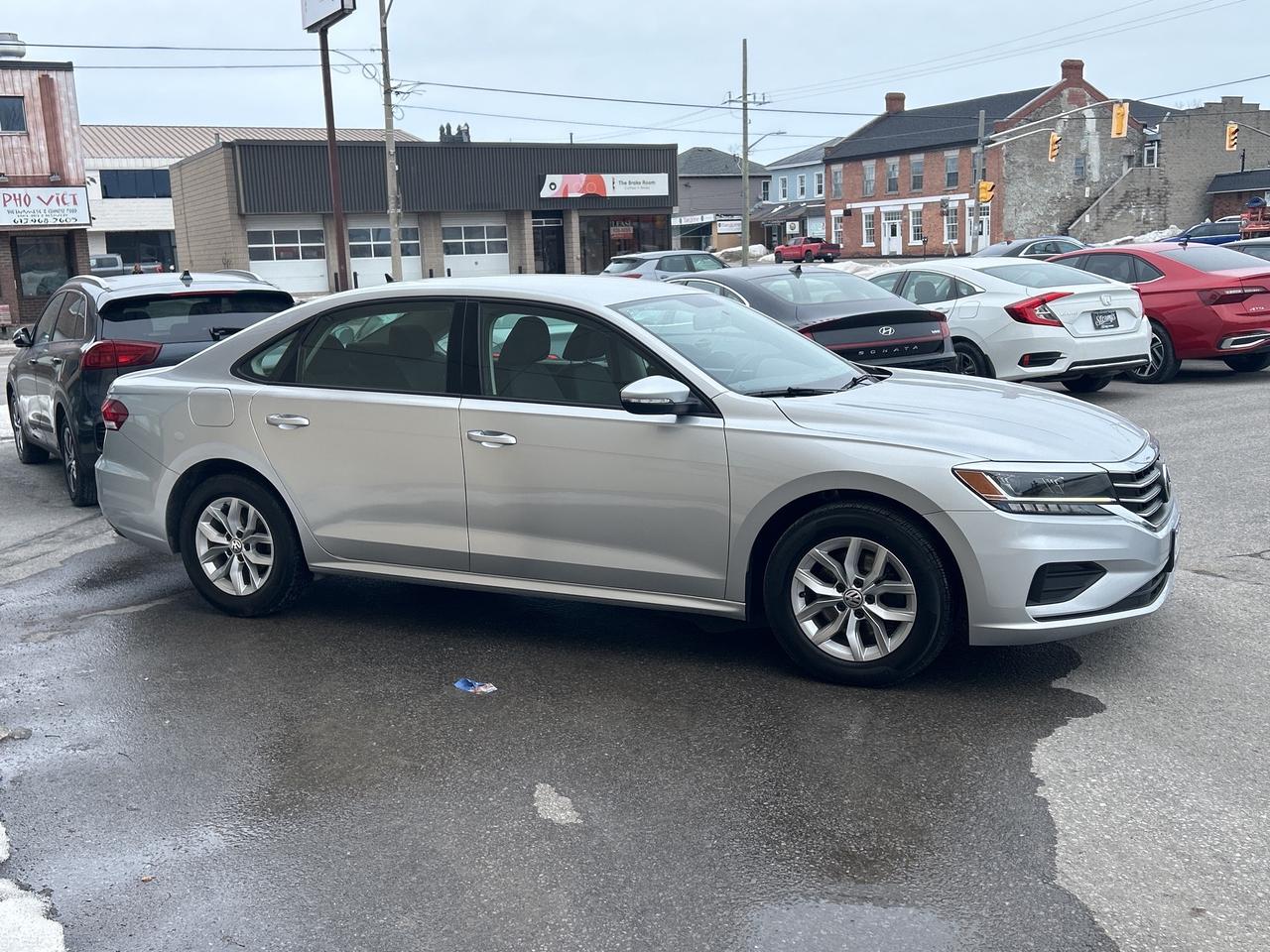 2020 Volkswagen Passat Comfortline BACUP CAM,HEATED SEATS *BELLEVILLE** Photo