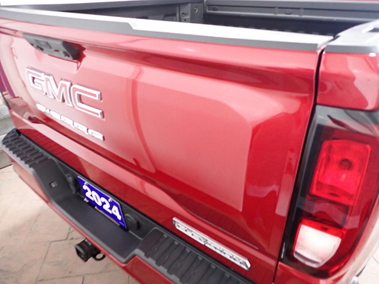 2024 GMC Sierra 1500 Elevation Crew Cab 4WD Photo