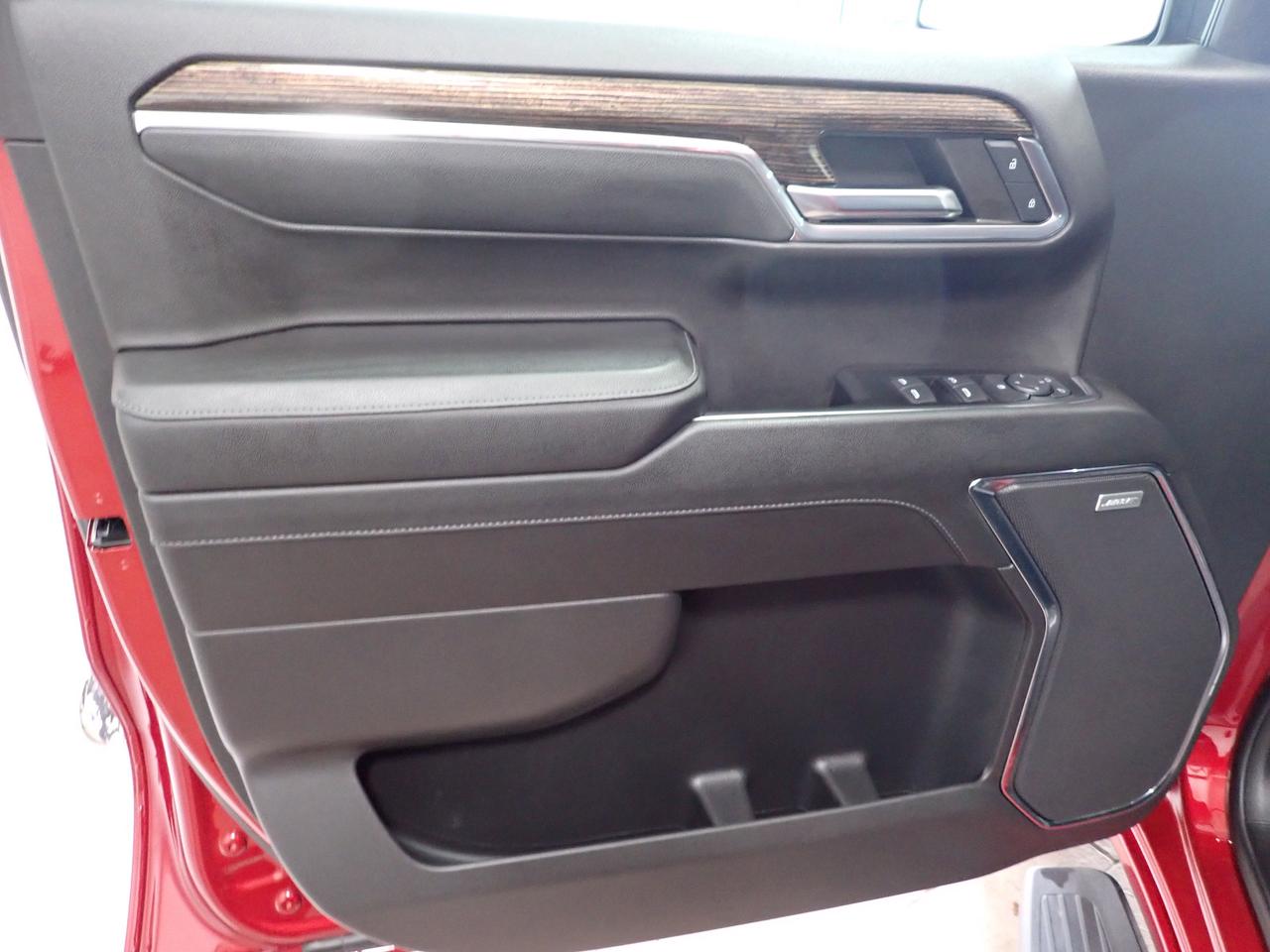 2024 GMC Sierra 1500 Elevation Crew Cab 4WD Photo