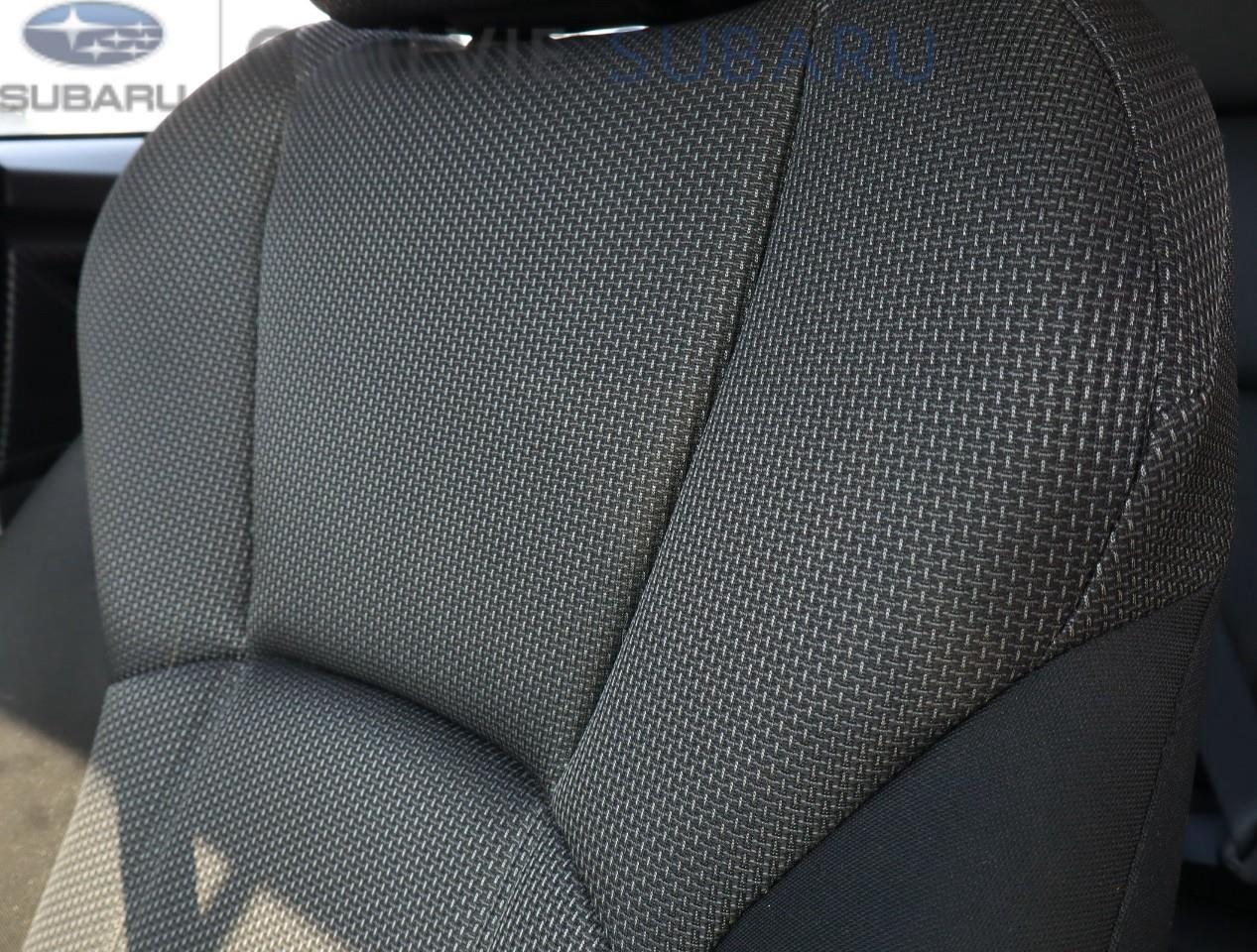 2017 Subaru Impreza Touring (CVT) 4dr Hatchback Photo