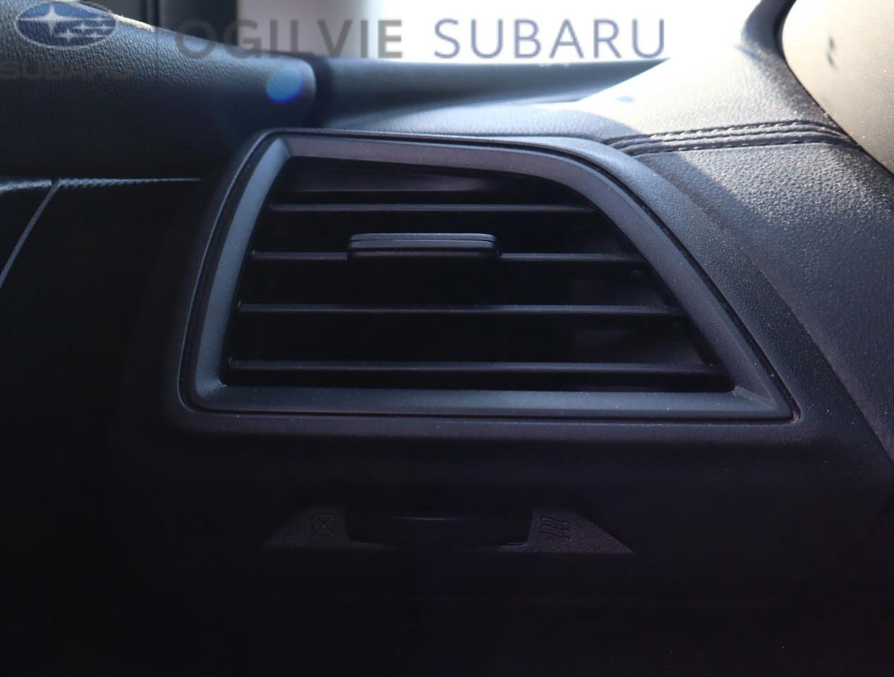 2017 Subaru Impreza Touring (CVT) 4dr Hatchback Photo