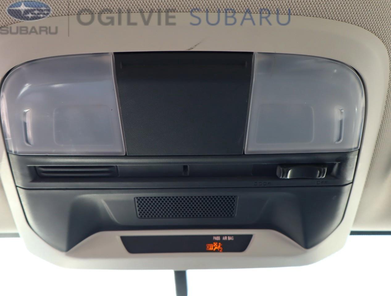 2017 Subaru Impreza Touring (CVT) 4dr Hatchback Photo