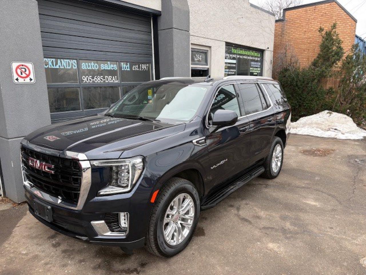 2024 GMC Yukon 4WD SLE,  8 PASSENGER, APPLE CAR PLAY, DIESEL!! Photo