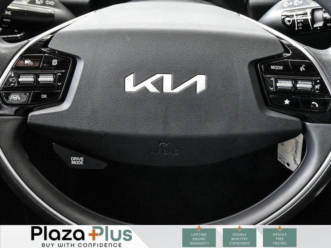2025 Kia NIRO LX Demo Model   Tinted Windows Clean CarFax   / Photo