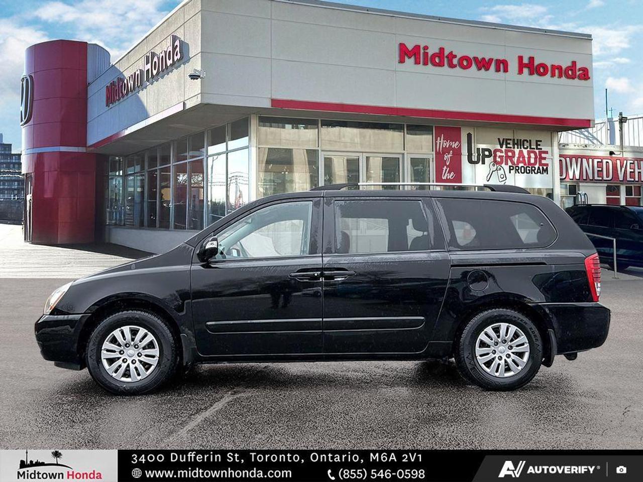 2011 Kia Sedona AS IS Photo4