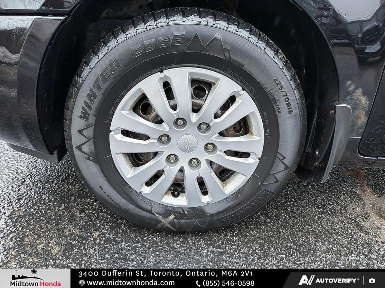 2011 Kia Sedona AS IS Photo