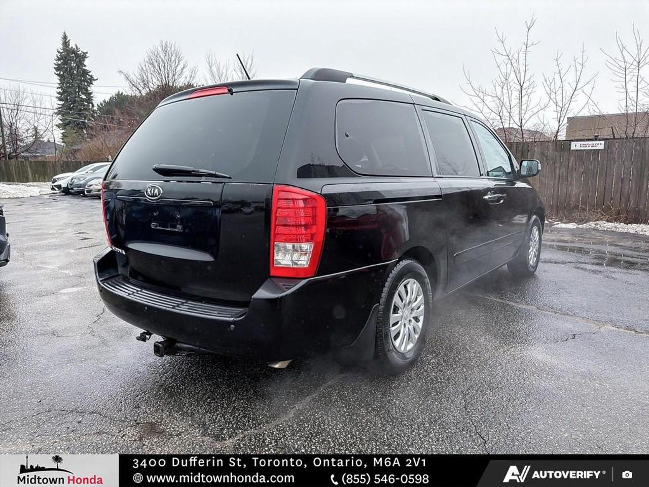 2011 Kia Sedona AS IS Photo