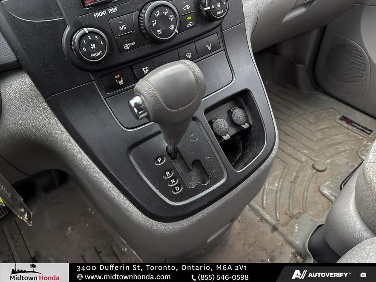 2011 Kia Sedona AS IS Photo