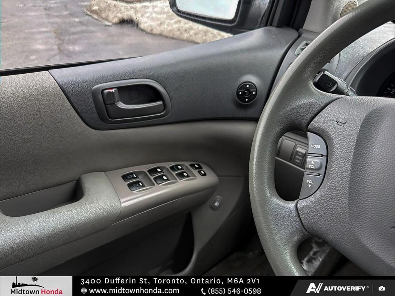 2011 Kia Sedona AS IS Photo