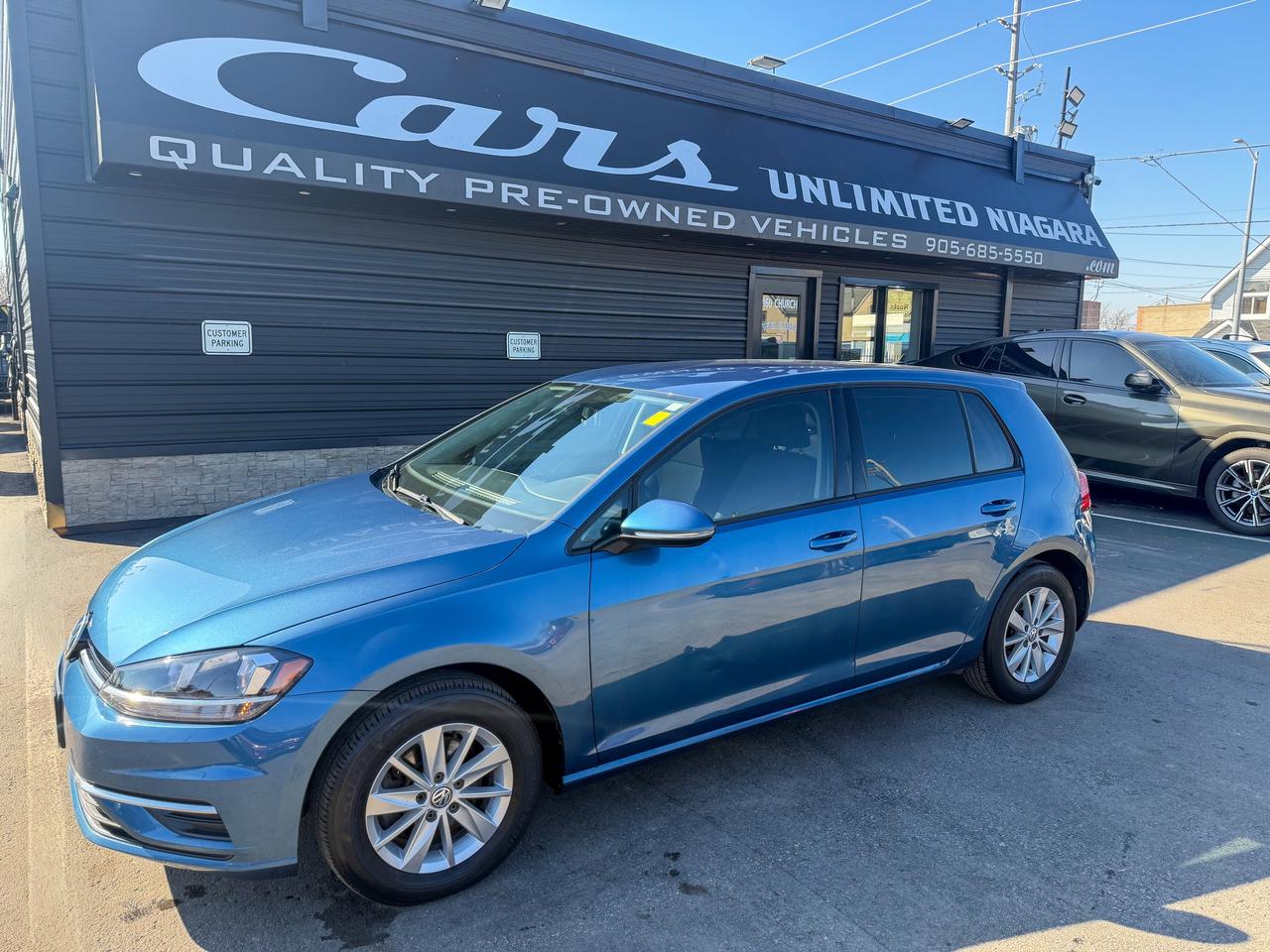 2019 Volkswagen Golf Comfortline   HATCHBACK   LOW KM   CAMERA   1.4L Photo