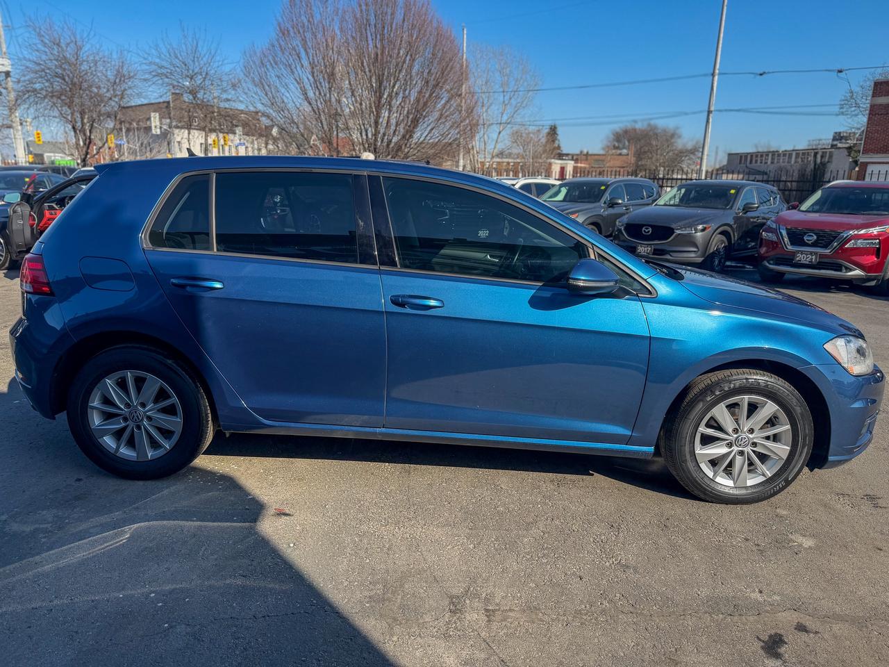 2019 Volkswagen Golf Comfortline   HATCHBACK   LOW KM   CAMERA   1.4L Photo