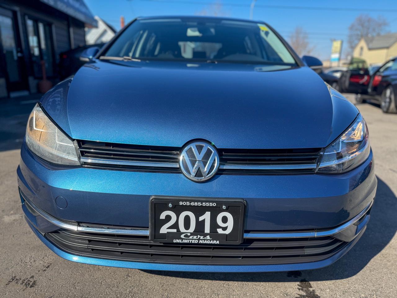 2019 Volkswagen Golf Comfortline   HATCHBACK   LOW KM   CAMERA   1.4L Photo