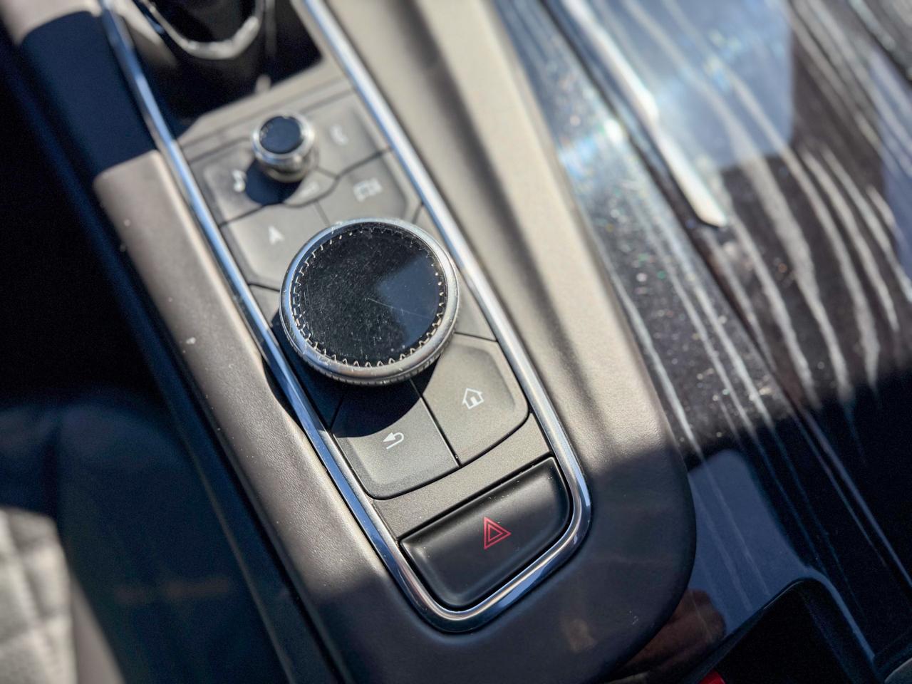 2023 Cadillac Escalade AWD 4dr V-Series Photo